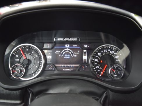 Used 2023 RAM 1500 Big Horn image 11