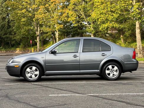 Used 2003 Volkswagen Jetta GLS image 2