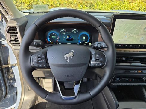 New 2025 Ford Bronco Sport Outer Banks w/ Outer Banks Tech Package+ image 17