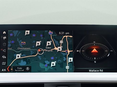 Used 2018 BMW 320i xDrive Sedan AWD/4WD image 27