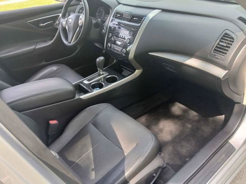 Used 2013 Nissan Altima 2.5 S FWD image 12