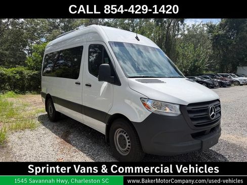 Used 2024 Mercedes-Benz Sprinter 2500 image 4