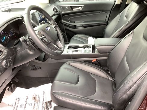 Used 2022 Ford Edge Titanium w/ Equipment Group 301A AWD/4WD image 11
