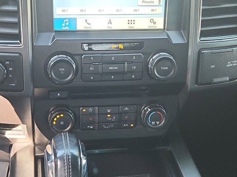 Used 2018 Ford F150 XLT w/ Equipment Group 302A Luxury AWD/4WD image 27