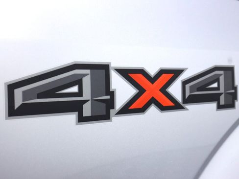 Used 2016 Ford F150 XLT image 39