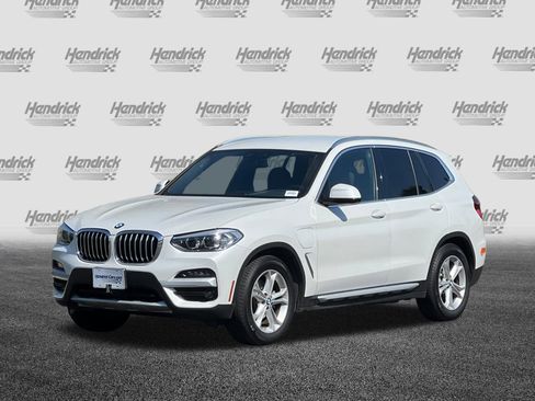 Used 2020 BMW X3 xDrive30e image 9