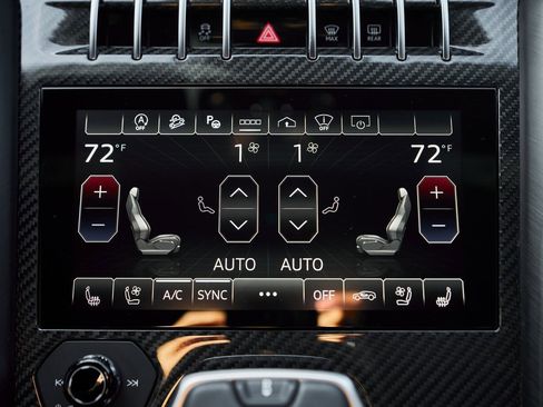 Used 2024 Lamborghini Urus Performante image 75