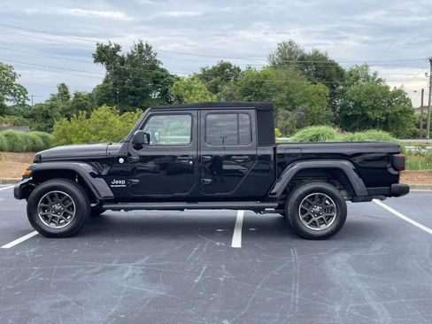 Used 2020 Jeep Gladiator Overland AWD/4WD image 4