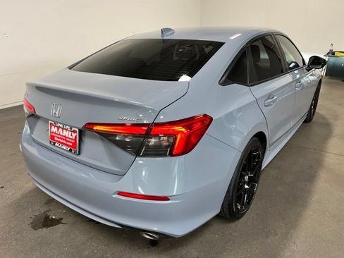 Used 2024 Honda Civic Sport image 3