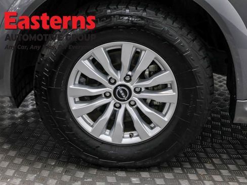 Used 2024 Nissan Armada SV image 33