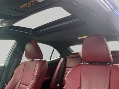 Used 2016 Lexus IS 300 AWD w/ F Sport Package image 27