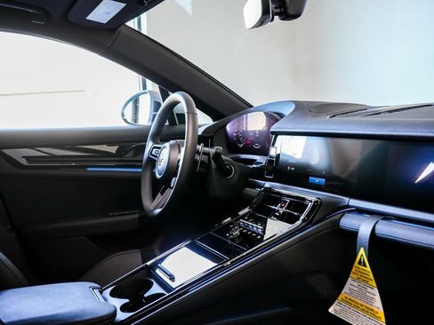 New 2026 Porsche Panamera 4 image 30
