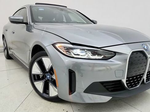 Used 2023 BMW i4 eDrive35 w/ Premium Package RWD image 21
