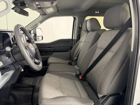 Used 2024 Ford F250 XL w/ XL Chrome Package image 21