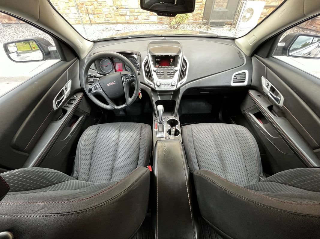 Used 2012 GMC Terrain SLE FWD image 17