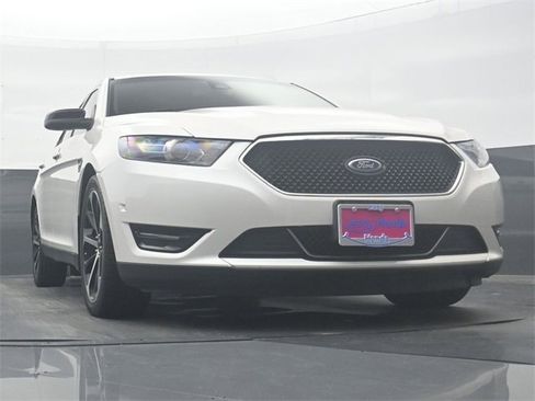 Used 2016 Ford Taurus SHO w/ Equipment Group 401A image 27