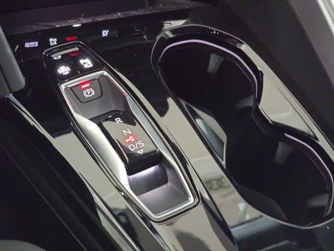 Certified 2025 Audi Q5 Premium w/ Premium Plus AWD/4WD image 14