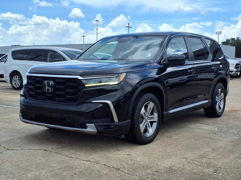 Used 2023 Honda Pilot EX-L image 6