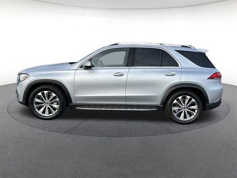 Used 2022 Mercedes-Benz GLE 350 4MATIC w/ Premium Package image 2