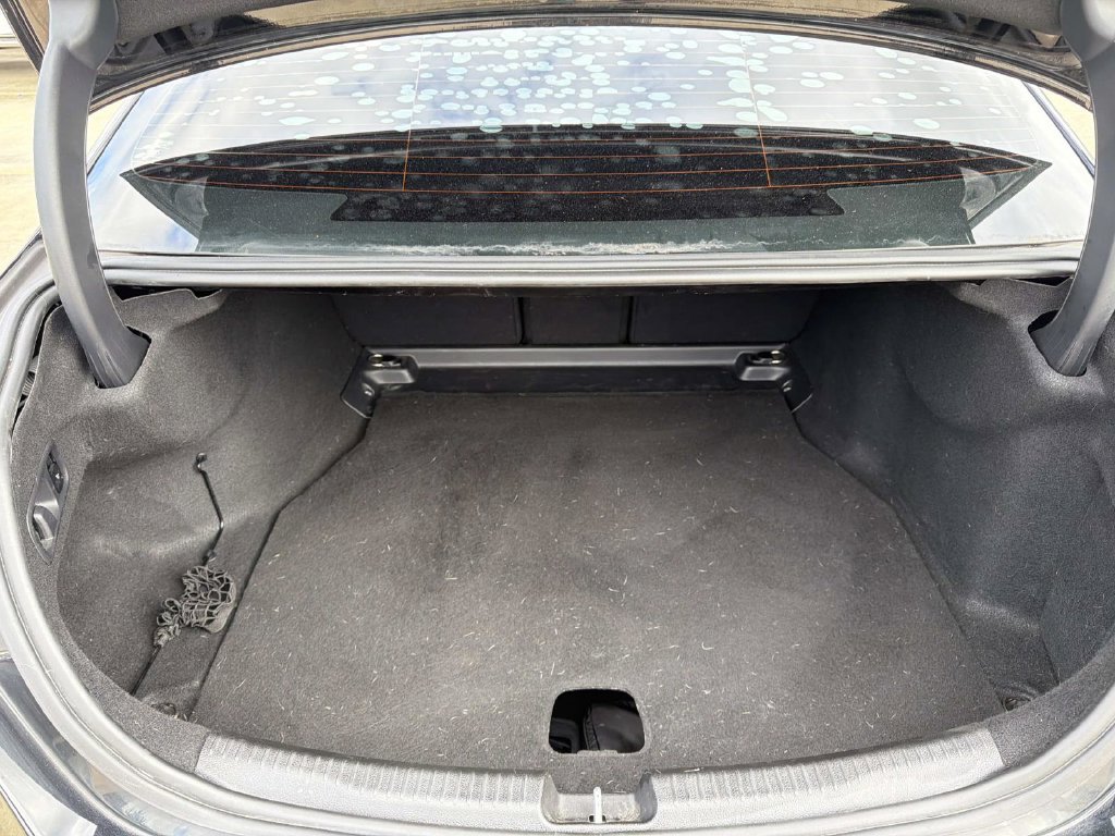 Used 2022 Mercedes-Benz C 300 Sedan image 9