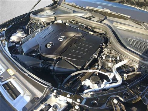 Certified 2025 Mercedes-Benz GLC 300 4MATIC image 16