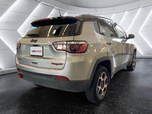Used 2022 Jeep Compass Trailhawk AWD/4WD image 4