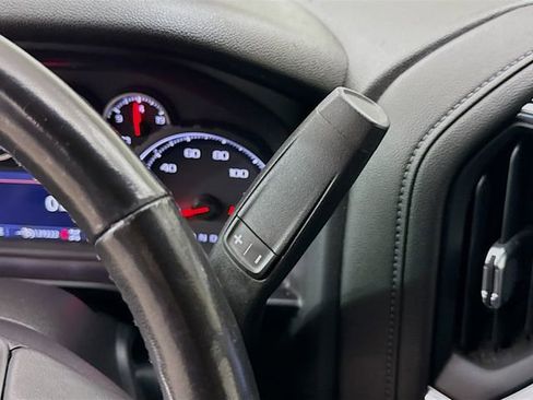 Used 2019 Chevrolet Silverado 1500 RST image 18