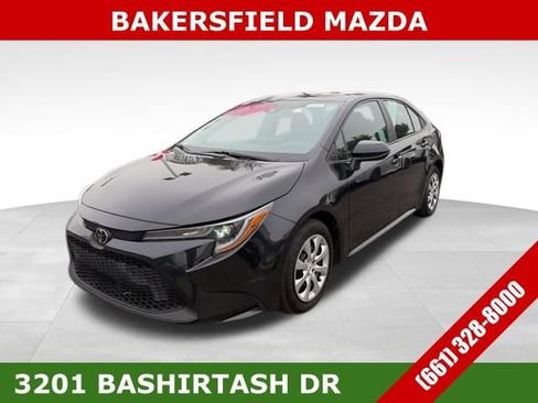 Used 2022 Toyota Corolla LE image 1