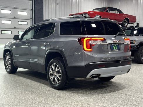 Certified 2020 GMC Acadia SLT w/ Premium Package AWD/4WD image 3