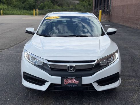 Used 2016 Honda Civic EX image 2