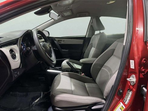 Used 2019 Toyota Corolla LE image 20