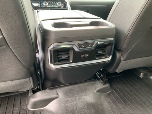 Used 2023 GMC Sierra 1500 Denali w/ Technology Package AWD/4WD image 24