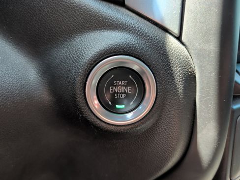 Used 2022 Chevrolet Silverado 1500 RST image 32