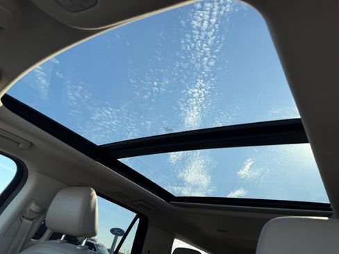 Used 2024 Ford Expedition Max Limited image 27