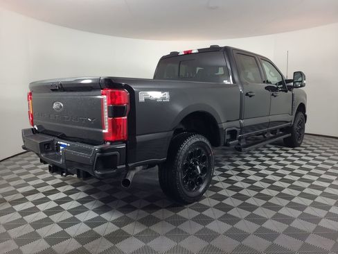 New 2026 Ford F250 XLT w/ XLT Premium Package image 3