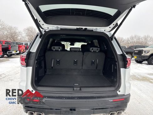 New 2026 GMC Acadia AT4 image 9