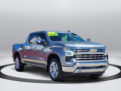Certified 2025 Chevrolet Silverado 1500 LTZ w/ LTZ Convenience Package II AWD/4WD image 5