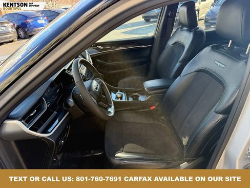 Used 2024 Jeep Grand Cherokee Trailhawk image 31