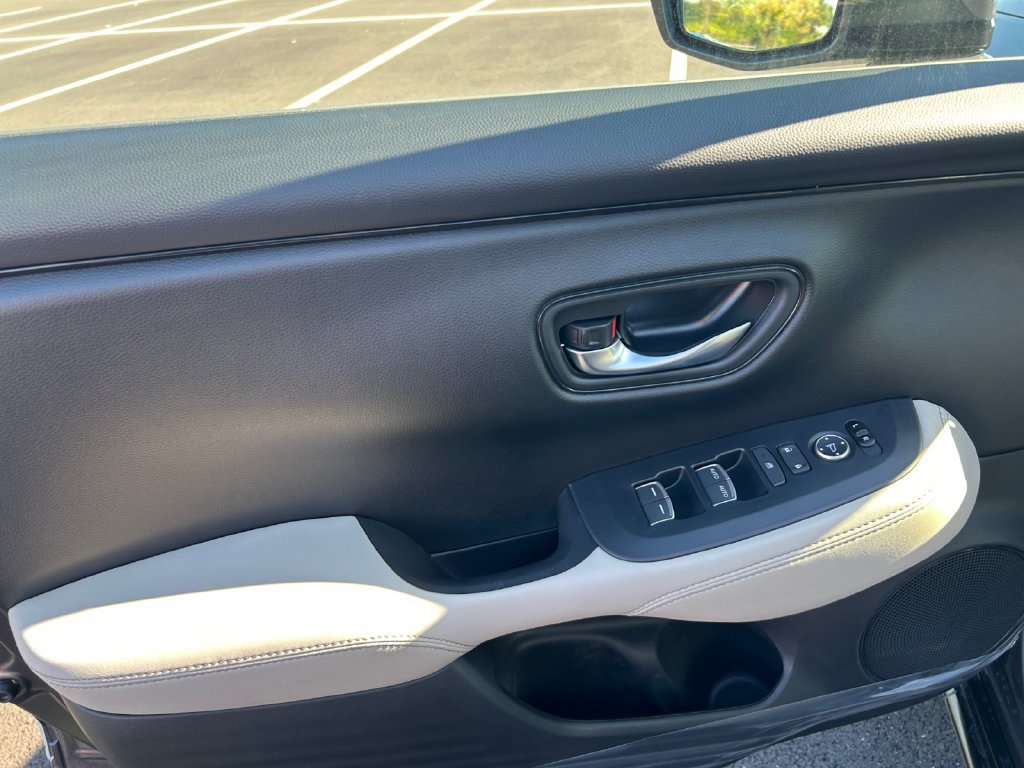 New 2027 Honda HR-V EX-L image 17