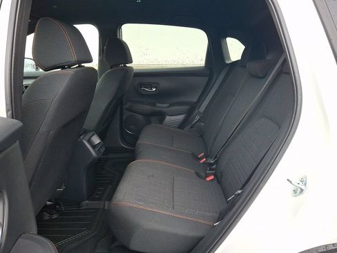 Used 2025 Honda HR-V Sport image 10