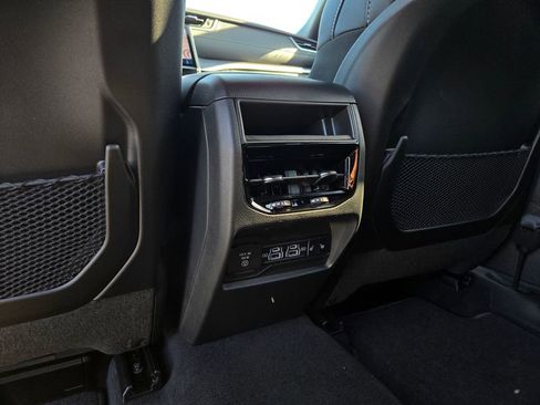 New 2025 Jeep Grand Cherokee Limited image 29