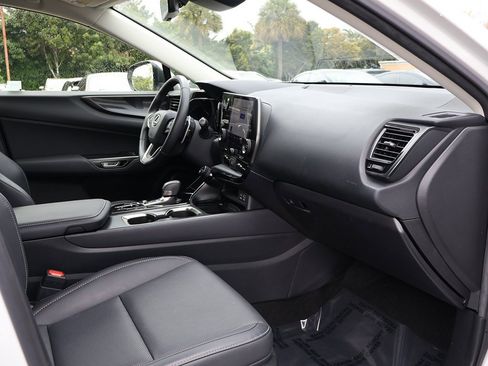 Used 2024 Lexus NX 250 FWD w/ Towing Package (2000 Lbs) image 26