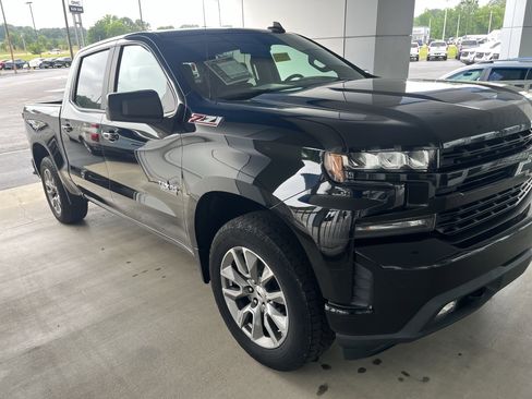 Used 2020 Chevrolet Silverado 1500 RST AWD/4WD image 9