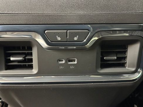 New 2026 GMC Sierra 1500 SLT w/ SLT Convenience Package image 19