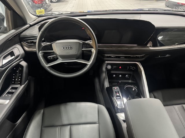Used 2025 Audi Q5 Premium w/ Convenience Package AWD/4WD image 12