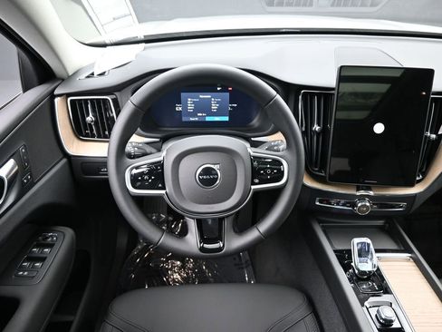 New 2026 Volvo XC60 T8 Plus w/ Protection Package Premier AWD/4WD image 19