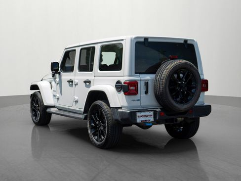 Used 2023 Jeep Wrangler Unlimited Sahara w/ Cold Weather Group AWD/4WD image 5