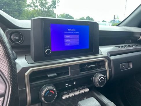 Used 2024 Toyota Tacoma SR5 AWD/4WD image 24