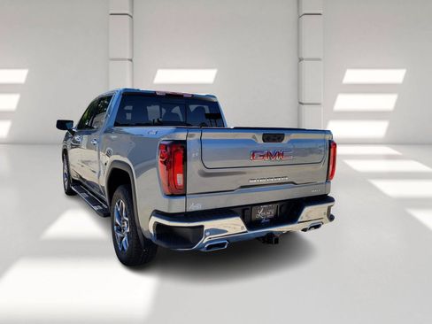 New 2026 GMC Sierra 1500 SLT AWD/4WD image 5