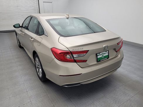 Used 2018 Honda Accord LX image 5